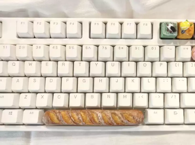 Keycap a Forma di Baguette - T - Custom Keycaps recensione e prezzo